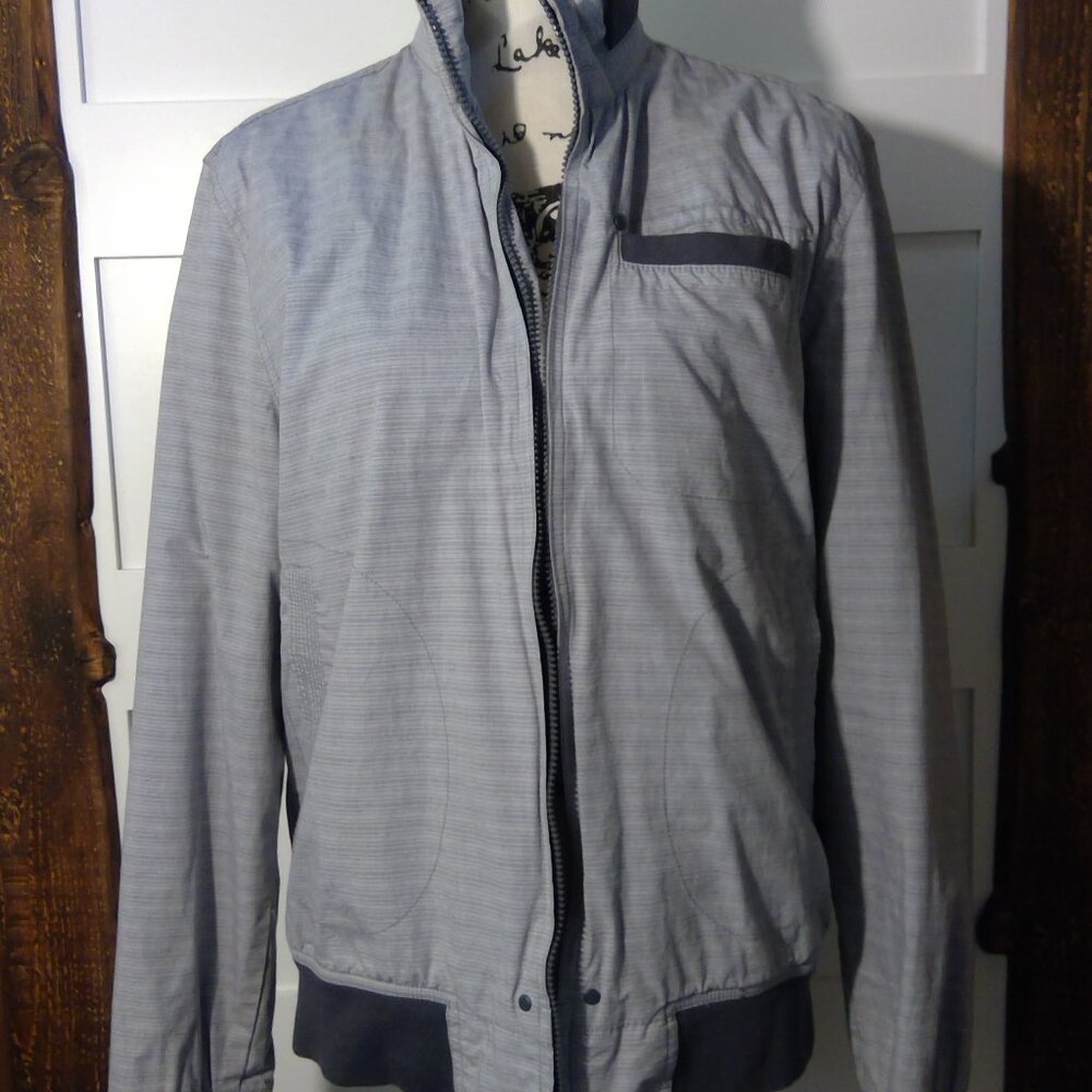 American Rag CIE Men's Grey and White Zip-Up Lightweight Jacket (Size M)